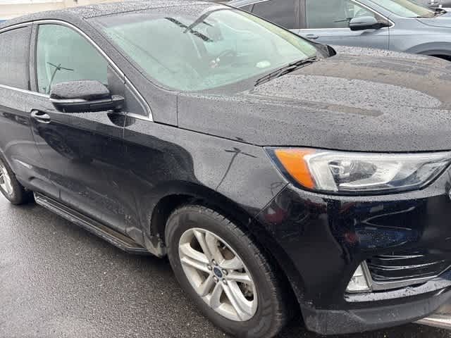 2020 Ford Edge  15