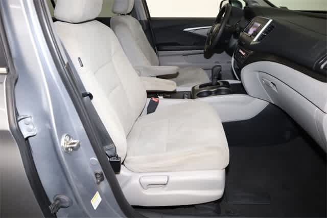 Thumbnail: 2016 Honda Pilot - 20