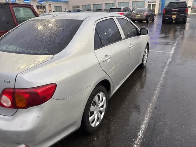 Thumbnail: 2010 Toyota Corolla - 8