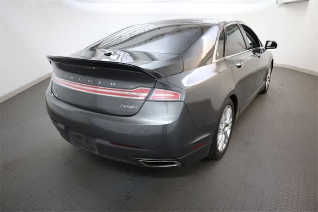 Thumbnail: 2016 Lincoln MKZ - 7