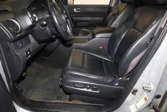 Thumbnail: 2013 Honda Pilot - 15