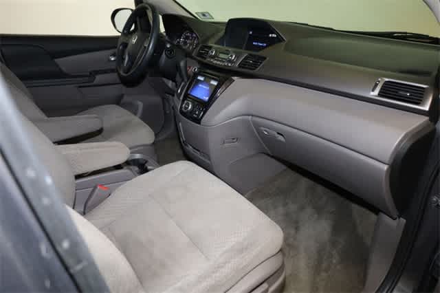 2015 Honda Odyssey EX 19
