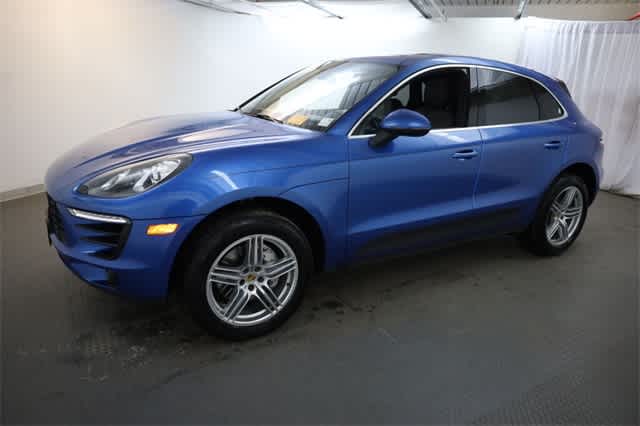 Thumbnail: 2017 Porsche Macan - 2