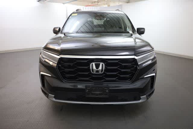 Thumbnail: 2023 Honda Pilot - 12