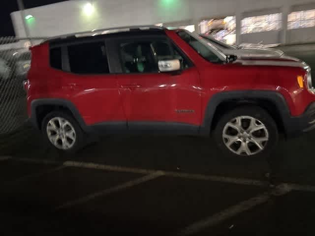 Thumbnail: 2016 Jeep Renegade - 9