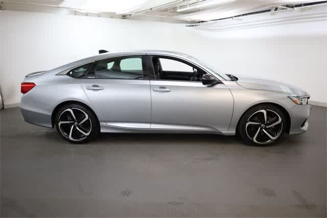 Thumbnail: 2022 Honda Accord - 9