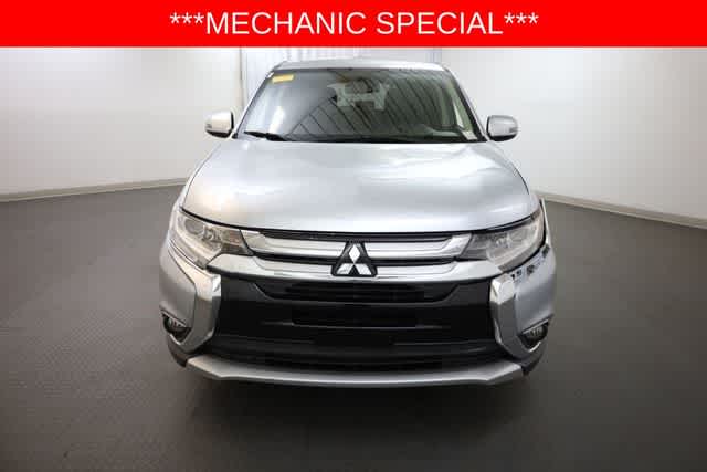 Thumbnail: 2016 Mitsubishi Outlander - 12