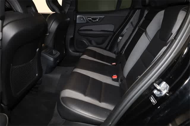 Thumbnail: 2019 Volvo S60 - 21