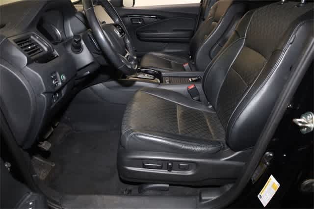 Thumbnail: 2019 Honda Passport - 15