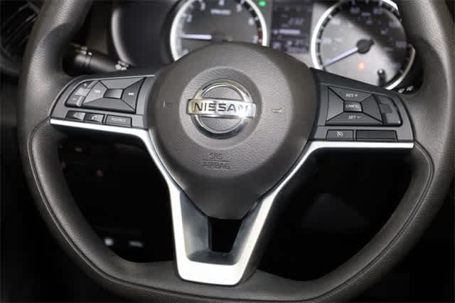 2020 Nissan Kicks S 32