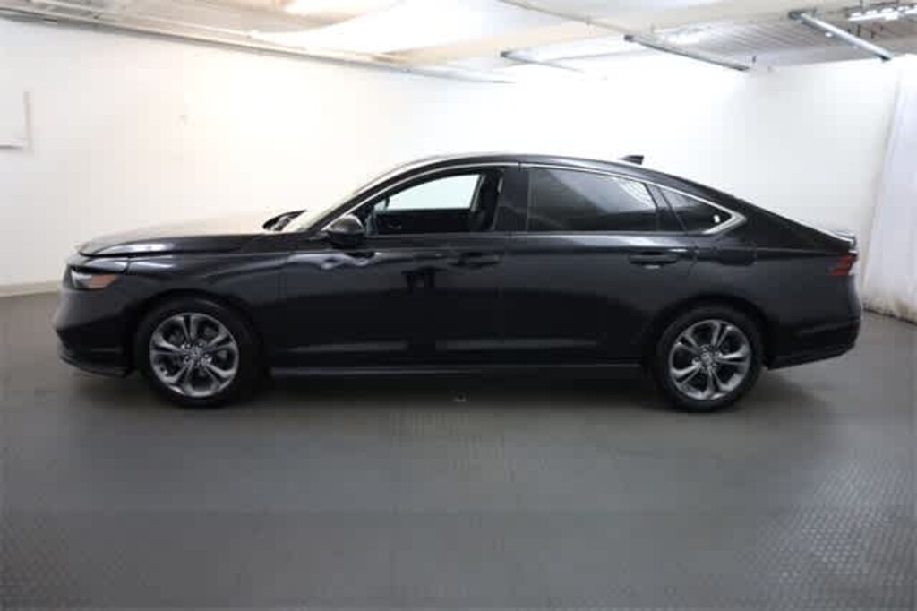 Used 2024 Honda Accord EX Sedan