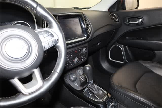 Thumbnail: 2019 Jeep Compass - 23