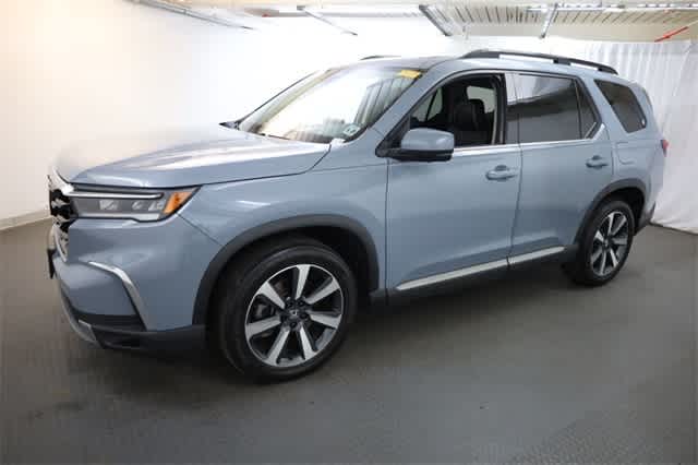 Thumbnail: 2023 Honda Pilot - 2