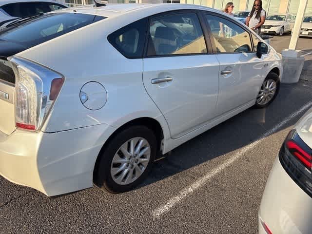 Thumbnail: 2013 Toyota Prius - 10
