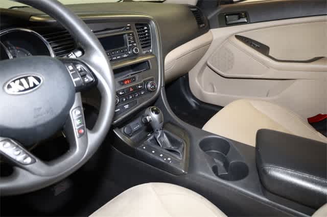 2013 Kia Optima LX 23