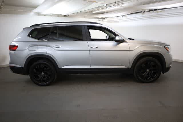 Thumbnail: 2022 Volkswagen Atlas - 9