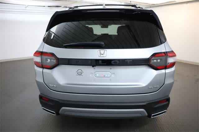 Thumbnail: 2023 Honda Pilot - 6