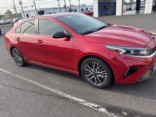 Thumbnail: 2024 Kia Forte - 9