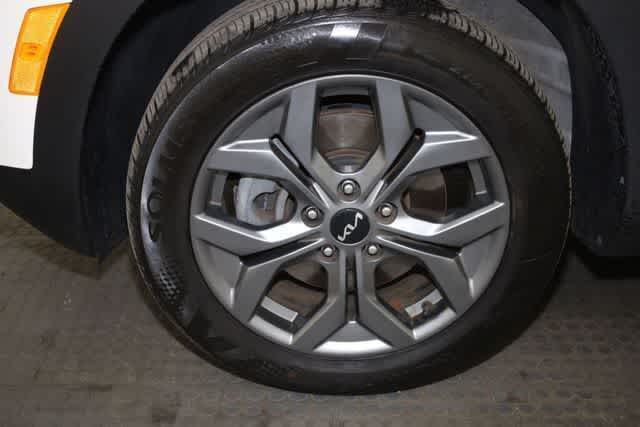 Thumbnail: 2024 Kia Seltos - 37