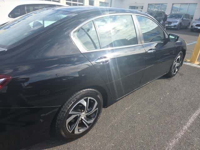 Thumbnail: 2016 Honda Accord - 14