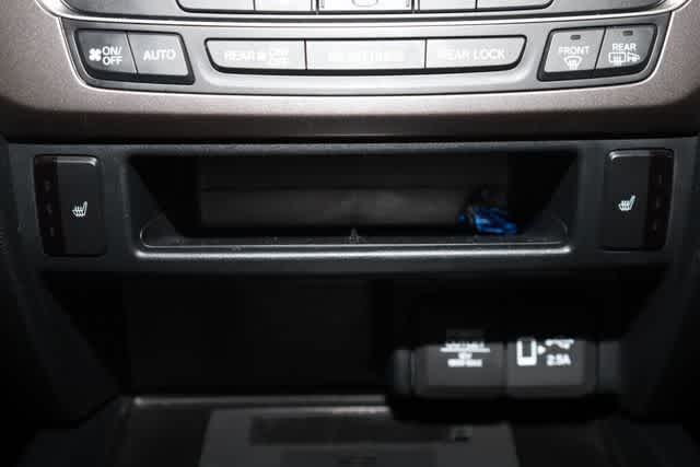 Thumbnail: 2022 Honda Pilot - 32