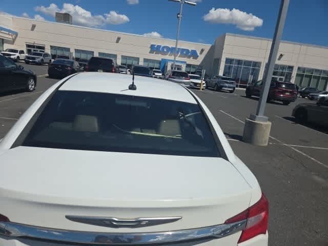 Thumbnail: 2012 Chrysler 200 - 11