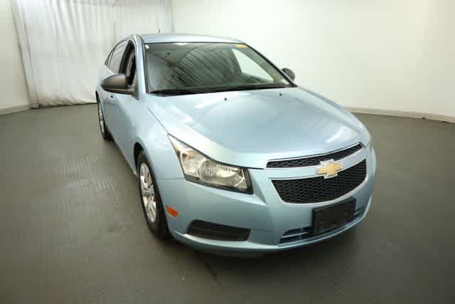 Thumbnail: 2012 Chevrolet Cruze - 11