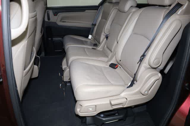 Thumbnail: 2018 Honda Odyssey - 21