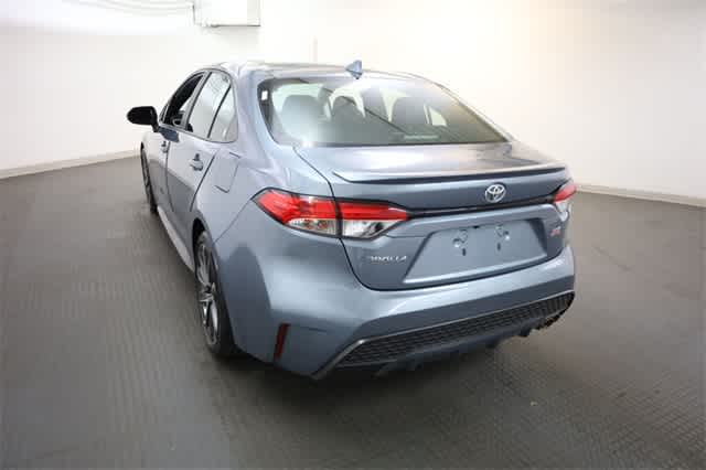 Thumbnail: 2022 Toyota Corolla - 5