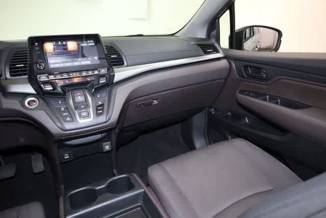 Thumbnail: 2023 Honda Odyssey - 24