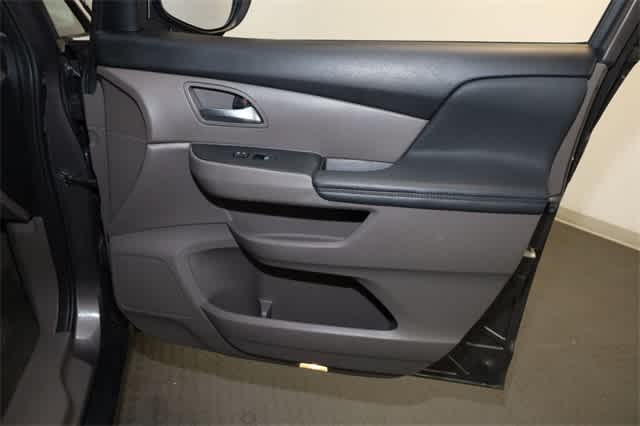 Thumbnail: 2016 Honda Odyssey - 23