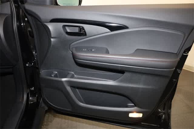 Thumbnail: 2025 Honda Passport - 22