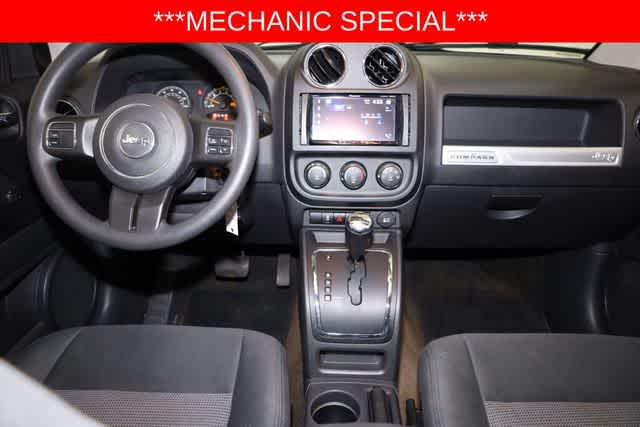 Thumbnail: 2014 Jeep Compass - 21