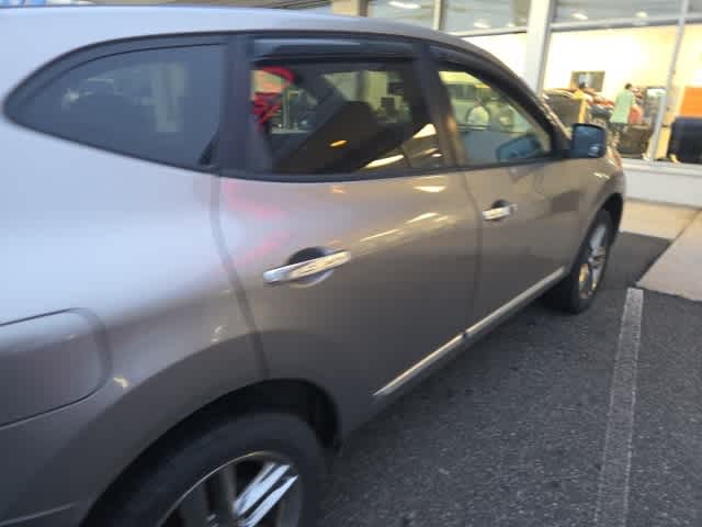 2011 Nissan Rogue S 13