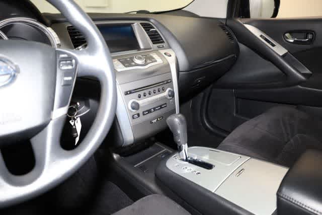 Thumbnail: 2011 Nissan Murano - 16