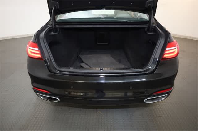 Thumbnail: 2018 BMW 7 Series - 39
