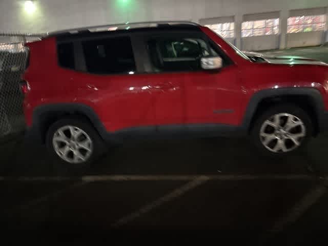 Thumbnail: 2016 Jeep Renegade - 10