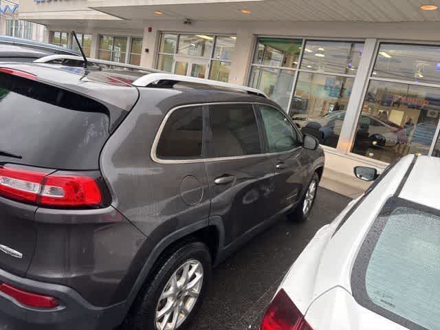 Thumbnail: 2015 Jeep Cherokee - 13