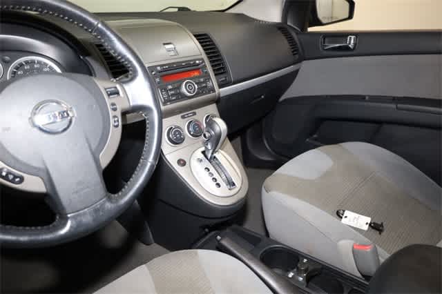 Thumbnail: 2012 Nissan Sentra - 23