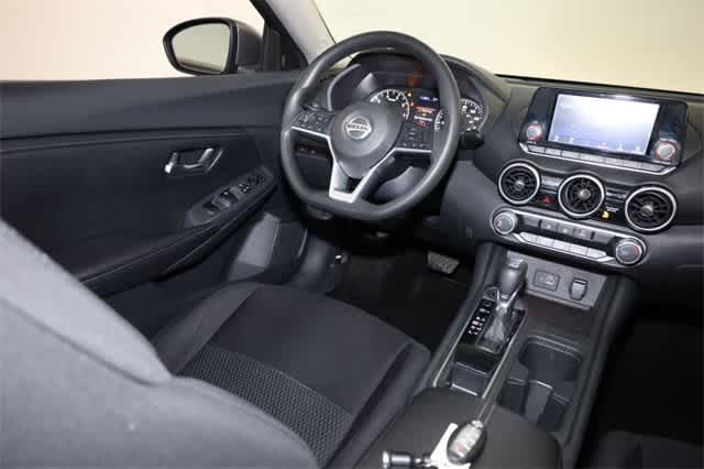 Thumbnail: 2020 Nissan Sentra - 16