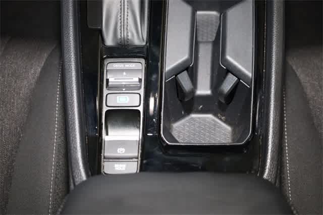 Thumbnail: 2023 Honda Accord - 32