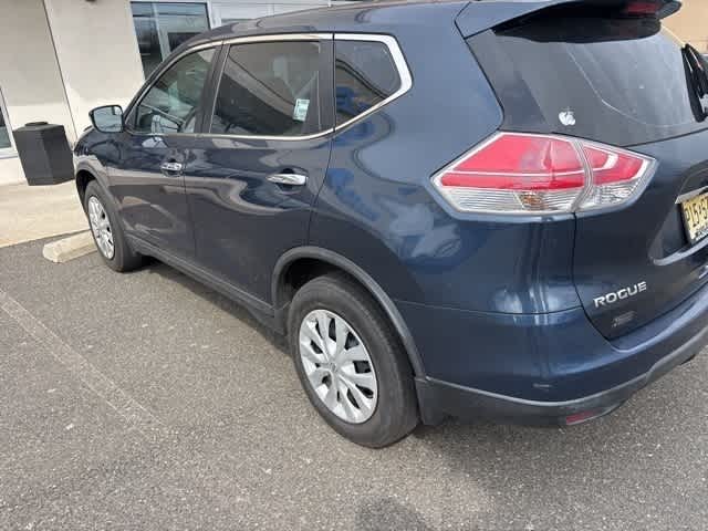 Thumbnail: 2015 Nissan Rogue - 8