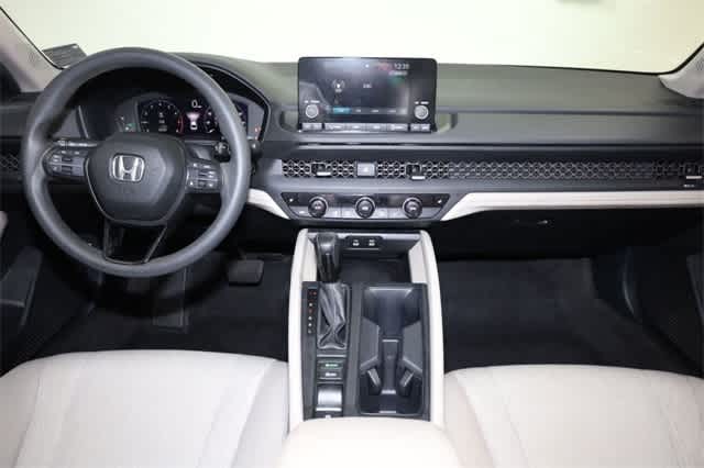 Thumbnail: 2023 Honda Accord - 18