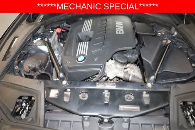 Thumbnail: 2011 BMW 5 Series - 38