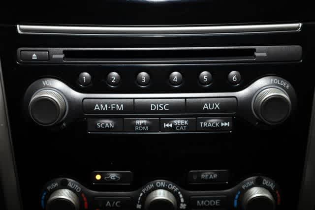 Thumbnail: 2015 Nissan Pathfinder - 26