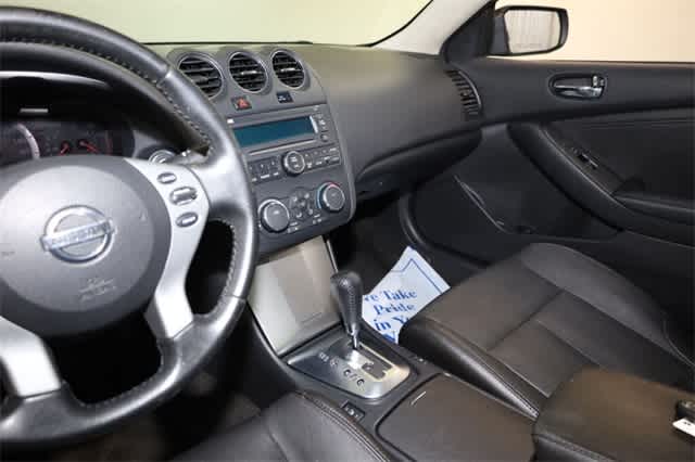 Thumbnail: 2009 Nissan Altima - 23