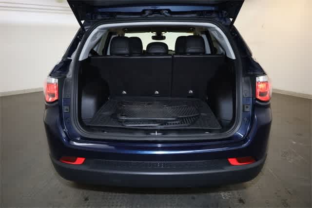 Thumbnail: 2019 Jeep Compass - 36