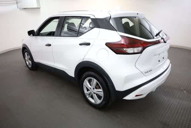 Thumbnail: 2021 Nissan Kicks - 4