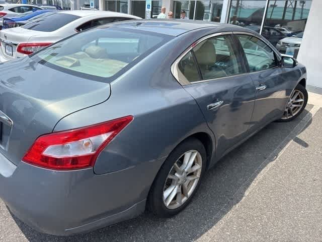 Thumbnail: 2011 Nissan Maxima - 9