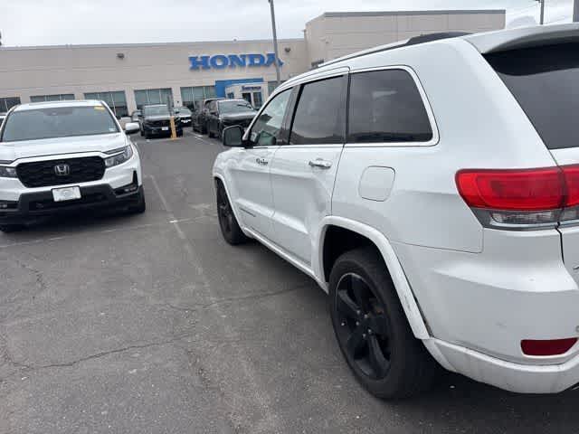 Thumbnail: 2015 Jeep Grand Cherokee - 9